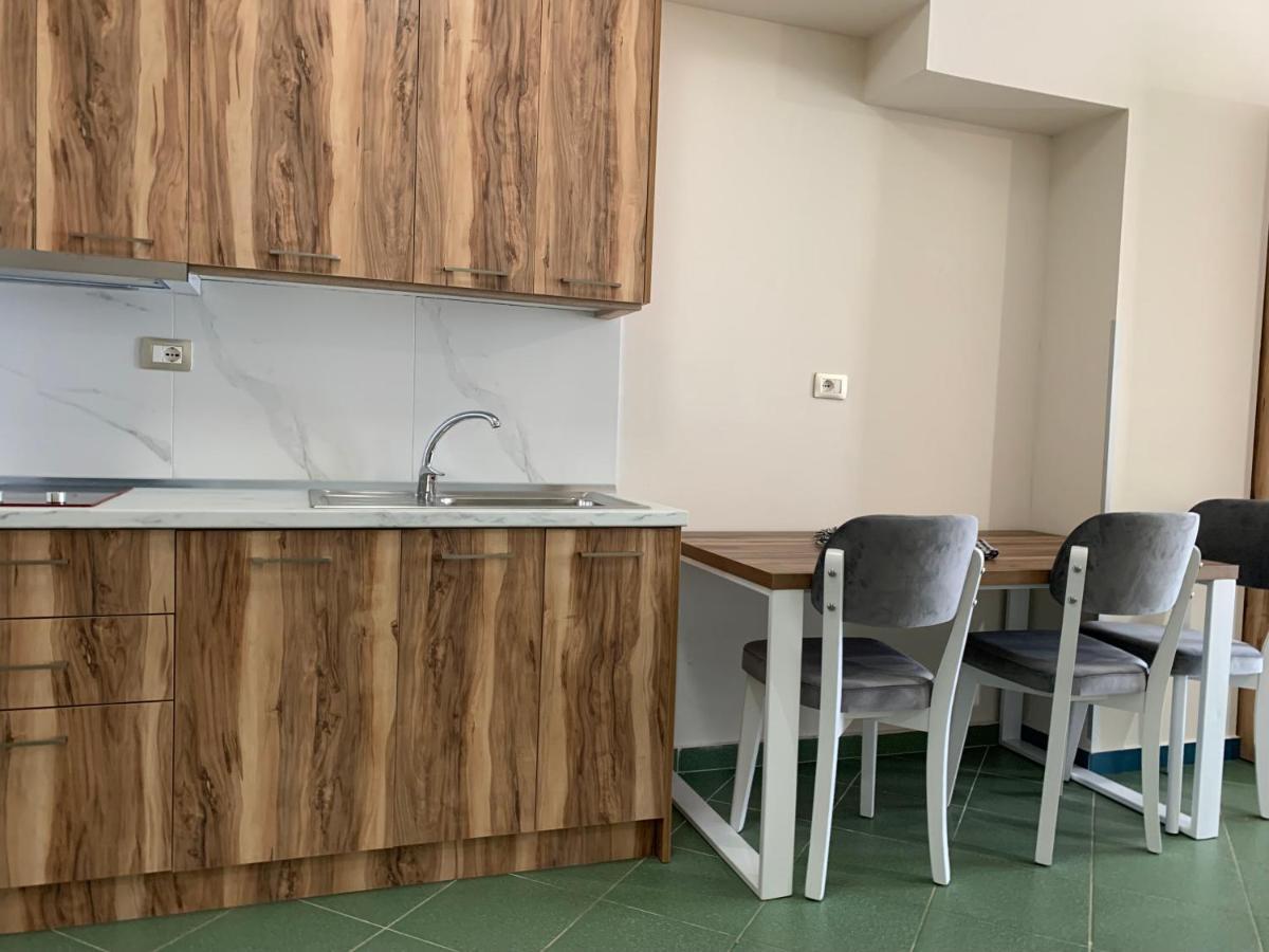 Eri Apartments 4 Шенджин Экстерьер фото